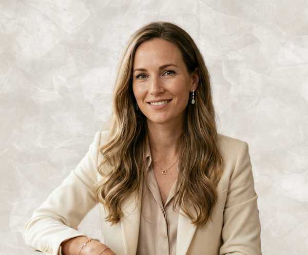 Dr. Julia Steinbach